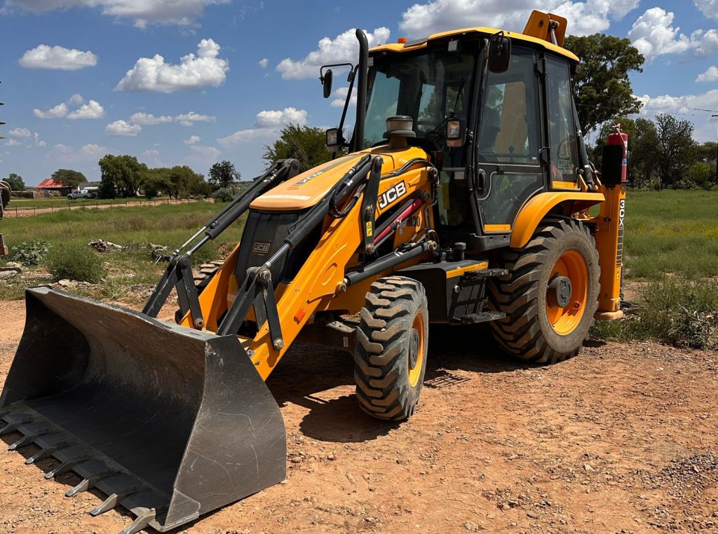 TLB hire Vanderbijlpark, Vereeniging, Meyerton, Sasolburg